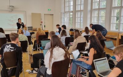 VWA-Workshop der 7B-Klasse in der Oberösterreichischen Landesbibliothek in Linz