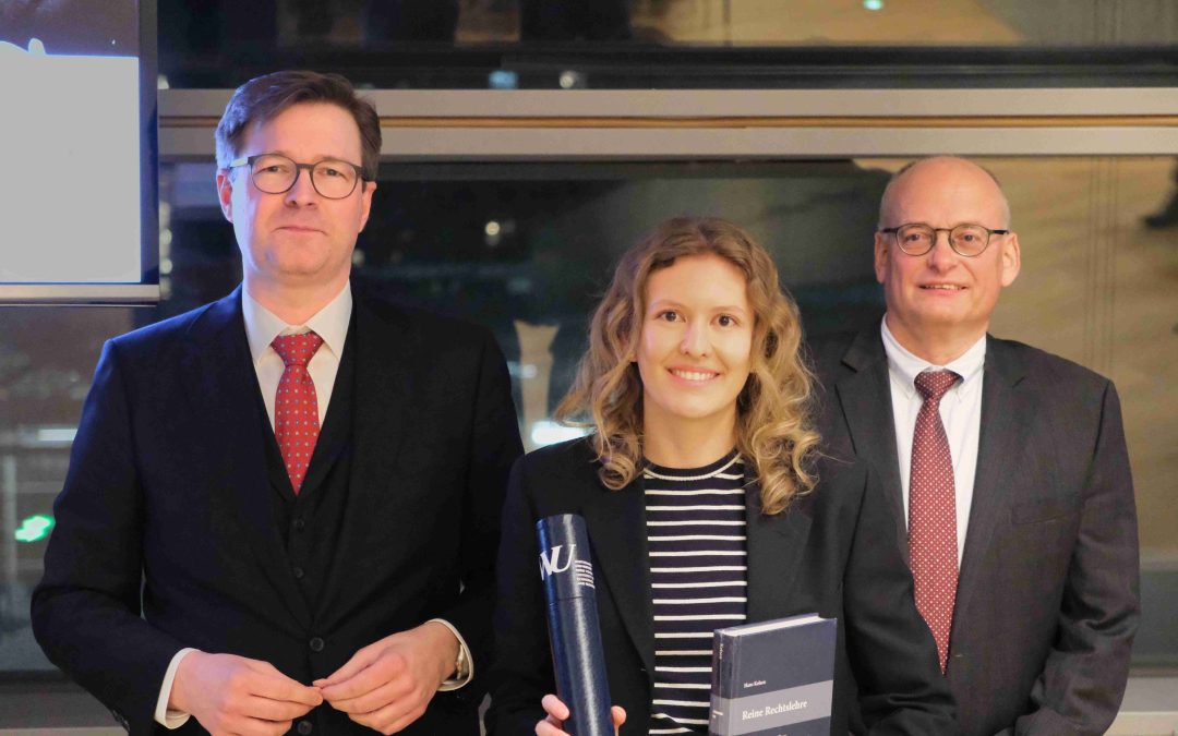 Beste Absolventin des Bachelorstudiums Wirtschaftsrecht