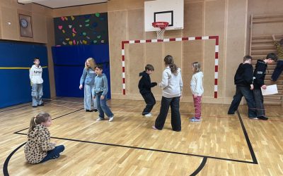 2E teaches English at VS Steyrdorfschule