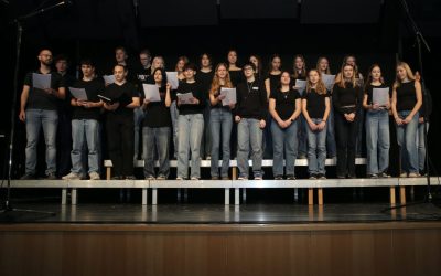 Oberstufenchor singt beim Bezirksjugendsingen im Stadtsaal Steyr