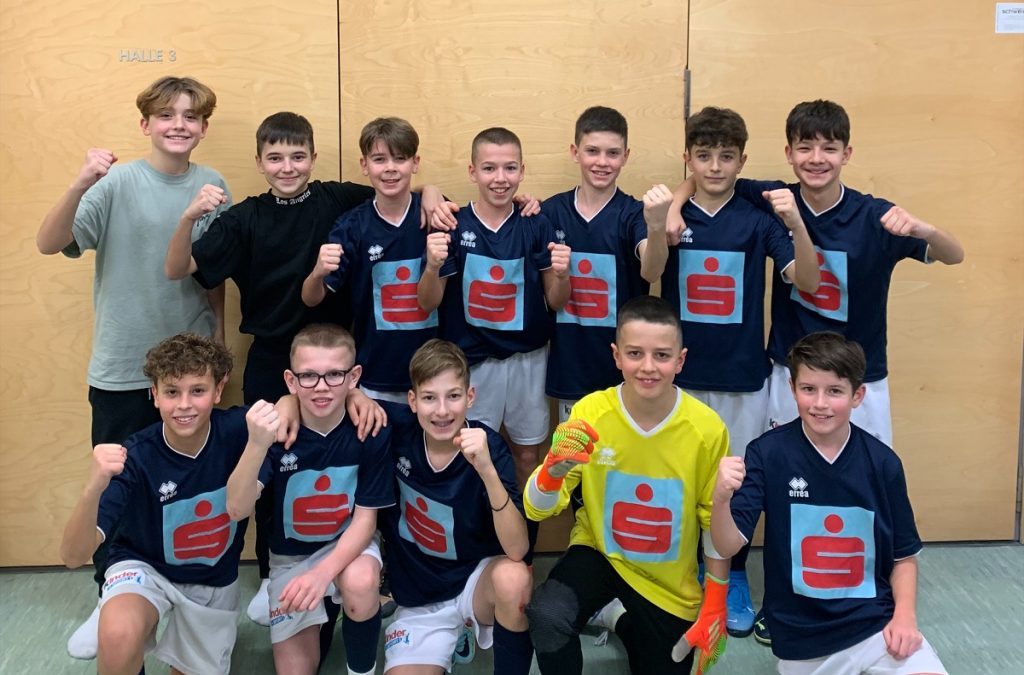 BRG Steyr zieht souverän ins Futsal-Landesfinale ein